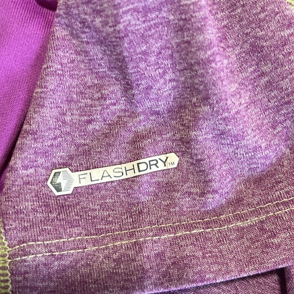 Size 6 North Face flash dry t-shirt - Picture 4 of 4